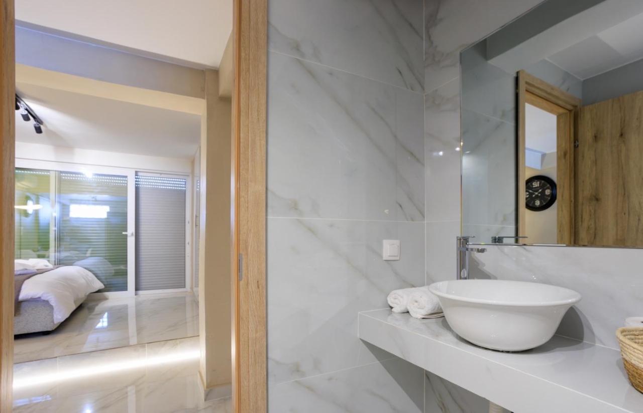 Aiolos New Smyrni View Loft Suite Athens Luaran gambar